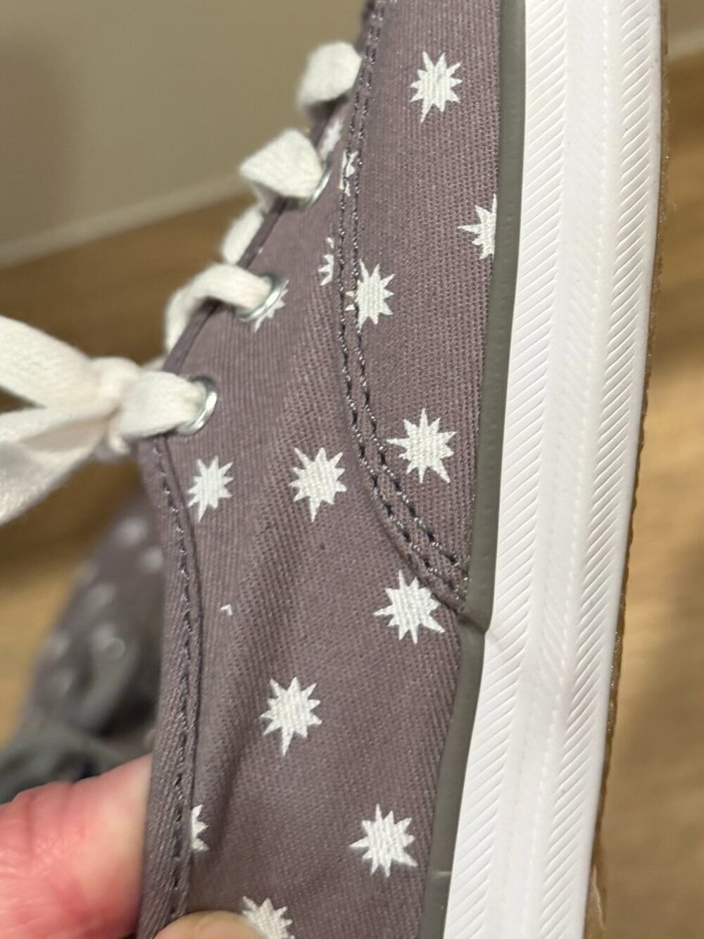 Keds Champion Gray & White Starburst Sneakers | Size 7 | Like New - Picture 5 of 11